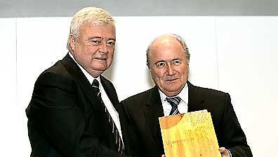 Μπλάτερ: «Δεν ανατέθηκε ακόμη το Μουντιάλ του 2014 στη Βραζιλία»