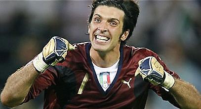 Μπουφόν: «Στόχος μας η τετράδα…»