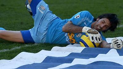 «Σύννεφα» στις σχέσεις Μπουφόν-Καπέλο