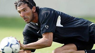 Μπουφόν: «Θα αργήσουμε να γίνουμε ανταγωνιστικοί»