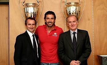 Για πάντα στη «Γιούβε» ο Μπουφόν!