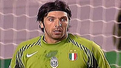 Μπουφόν: «Θέλω να παίξω ως τα 40 μου»