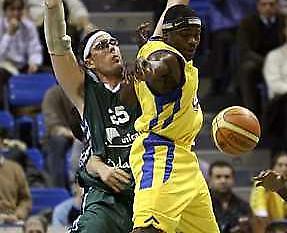 Ανανέωσε με Μπάινουμ η Μακάμπι