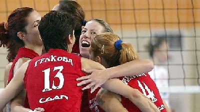 Άνετη επικράτηση του Κτησιφώντα