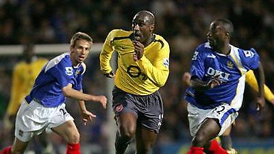 Προς αποχώρηση από το νησί ο Κάμπελ