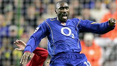 Επιστρέφει ο Κάμπελ