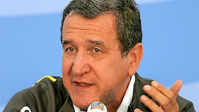 Προβληματισμός Παρέιρα για τους επιθετικούς