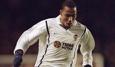 Επιστρέφει στη Βαλένθια ο Κάριου