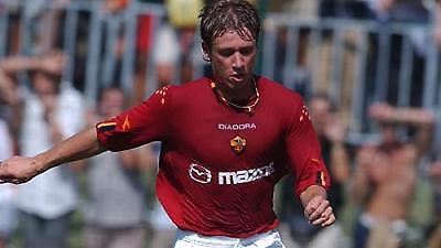 Κονταροχτυπιούνται για Κασάνο Μίλαν- Γιουβέντους