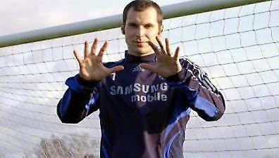 Τσεχ: «Πρώτα από όλα το Champions League»