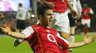 Βενγκέρ: «Δεν πάει πουθενά ο Φάμπρεγκας»