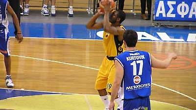 Πήρε Τσάλμερς η Μπενετόν