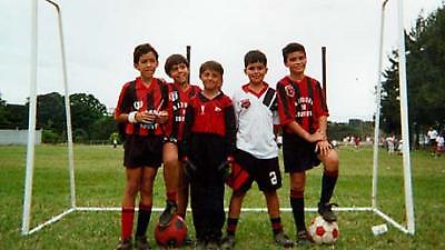 Μάχη για την απόκτηση ενός εννιάχρονου!