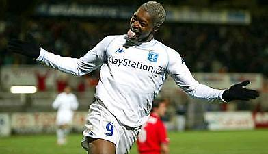 Π.Ντιούφ: «Πολύ κοντά σε Σισέ»