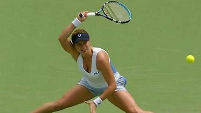 Έγκυος η Κλάιστερς…