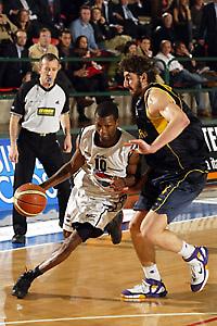 Α1: Αντικαθιστά για έναν μήνα τον Σκέιλς ο Άρης