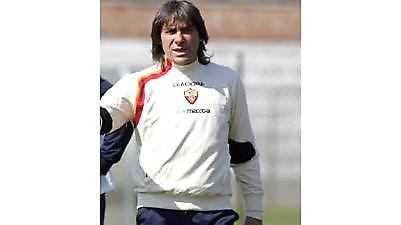 Έπαινοι Κόντι προς τους παίκτες του