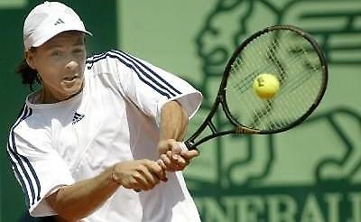 Κορία: «Πιο δυνατός»