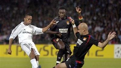 Ανανέωσε με Λιόν ο Κρις