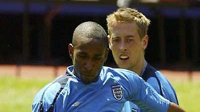 «Γλυκοκοιτάζει» Ντεφόε και Κράουτς ο Έρικσον