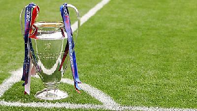 «Παράθυρο» στους «16»!