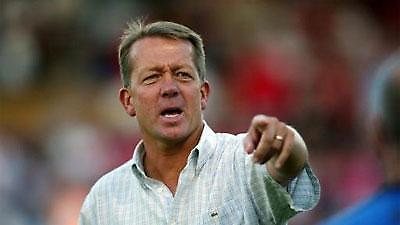 Για διπλό χτύπημα ετοιμάζονται τα «σφυριά»