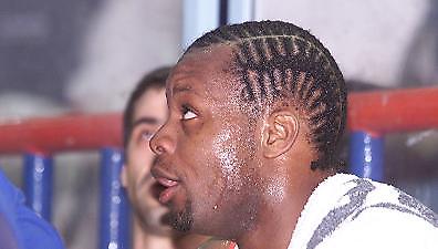 Ντάγκλας: «Χρειάζεται συγκέντρωση»