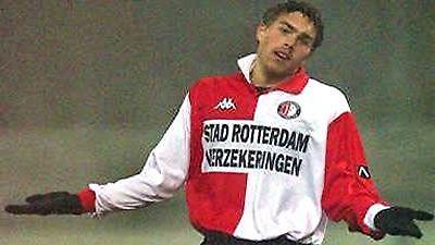 «Χτυπάει» Ελμάντερ η Ντόρτμουντ