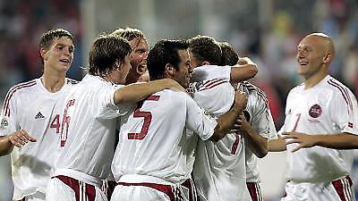 Εμφατική νίκη των Δανών