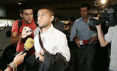 Ανοικτό το θέμα Άλβες για Ρεάλ!