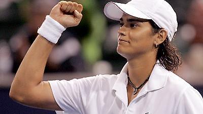 Μικρή πτώση για τη Δανιηλίδου