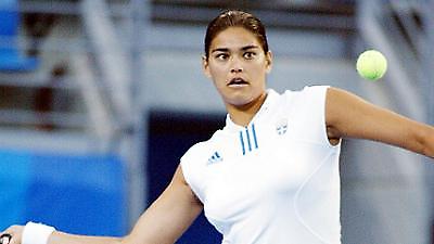 Πτώση για Δανιηλίδου, σταθερός ο Παγδατής