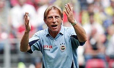 «Όχι» Ντάουμ σε Σάλκε