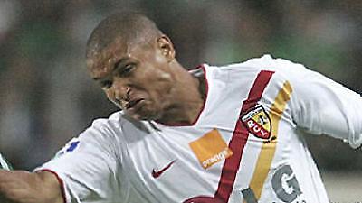 Φεύγει ο Κουσίν από την Λανς