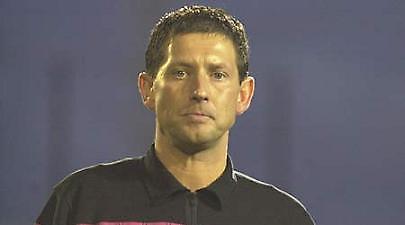 Ο Ντε Μπλέκερε στο Δανία-Ελλάδα