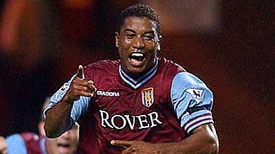 Ανανέωσε με Ρέντινγκ ο Ντε Λα Κρουζ