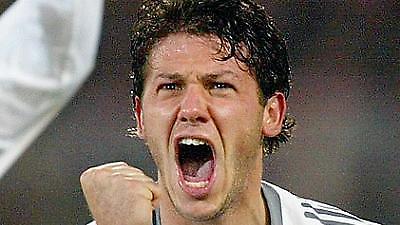 Ανανέωσε ο Ντεμικέλις