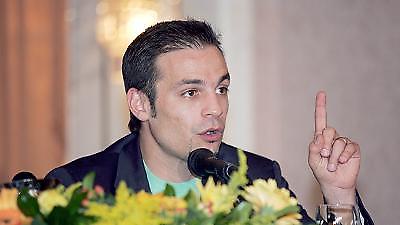 Προχωρά το προπονητήριο