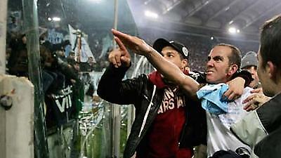 «Είμαι φασίστας, όχι ρατσιστής»