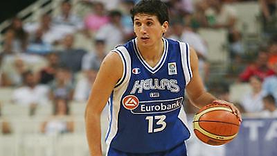 Συνεχής βελτίωση ο στόχος της Εθνικής