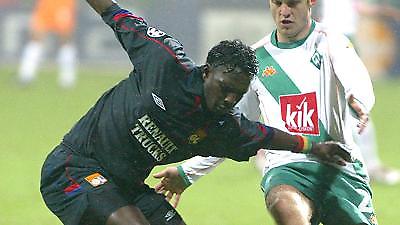 Ανανέωσε ο Ντιαρά με Λιόν