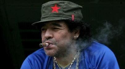 Έφαγε ξύλο ο Μαραντόνα