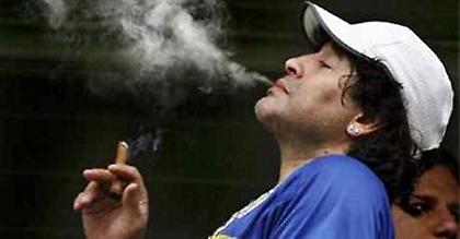 Βελτιώνεται η κατάσταση του Μαραντόνα