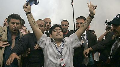 Υπό την επίβλεψη του Μαραντόνα το ντοκιμαντέρ για τη ζωή του