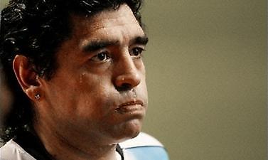 Κάθε μέρα και καλύτερα ο Μαραντόνα