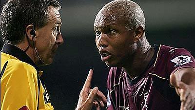 Ντιούφ: «Ανάγκαζα τον διαιτητή να με αποβάλει»