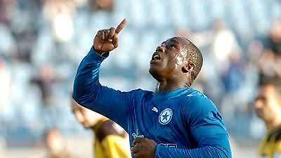 ΑΤΡΟΜΗΤΟΣ: Παίζει ο Ντόε