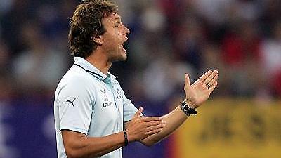 Ψήφο εμπιστοσύνης σε Ντολ από Αμβούργο