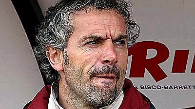 Θύμα κριτικής ο Ντονατόνι