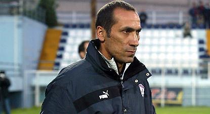 Δώνης: «Σοβαροί και δυνατοί στη Νέα Σμύρνη»